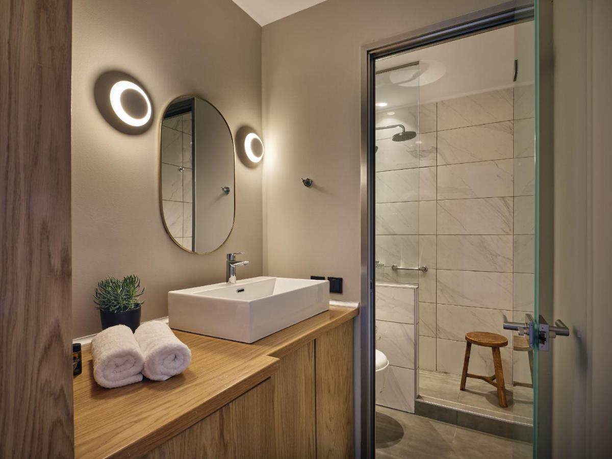 Apartment Oceanis With Private Heated Pools And Sea View, By Zantewize Kypseli